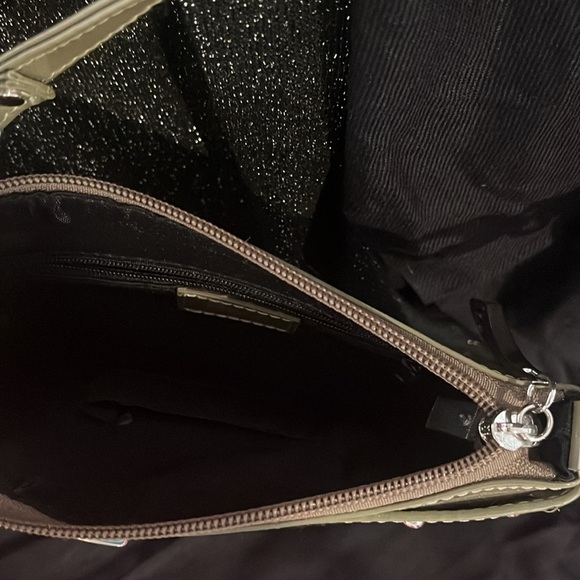 Metallic khaki Purse - Picture 6 of 6
